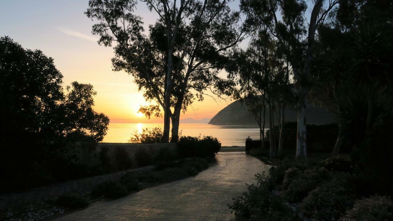 Aeolos A Family Paradise Few Steps From The Beach Κουβέρτα Εξωτερικό φωτογραφία
